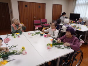 ☆川口みやびの郷☆　フラワーアレンジメント🌺